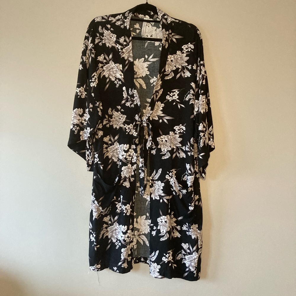 Spiritual Gangster Kimono Robe Floral Comfort Loungewear OS